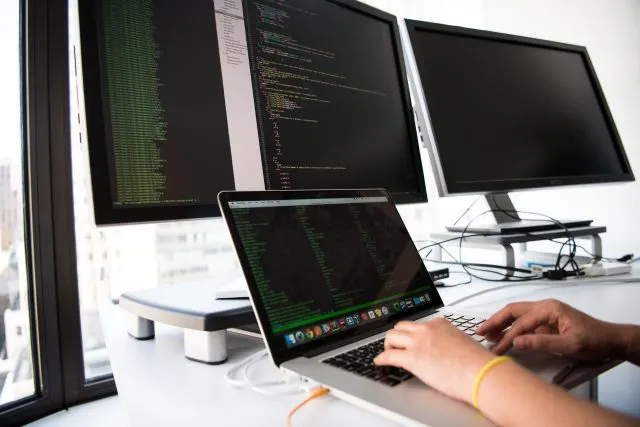 Dla kogo hosting reseller? Kim jest reseller hostingu?