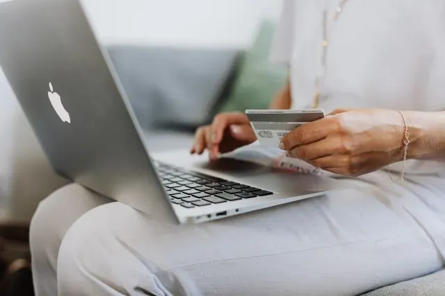 Jak sprawdzić dopłaty bezpośrednie przez internet – praktyczny poradnik